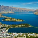 Queenstown z vyhlídky Skyline
