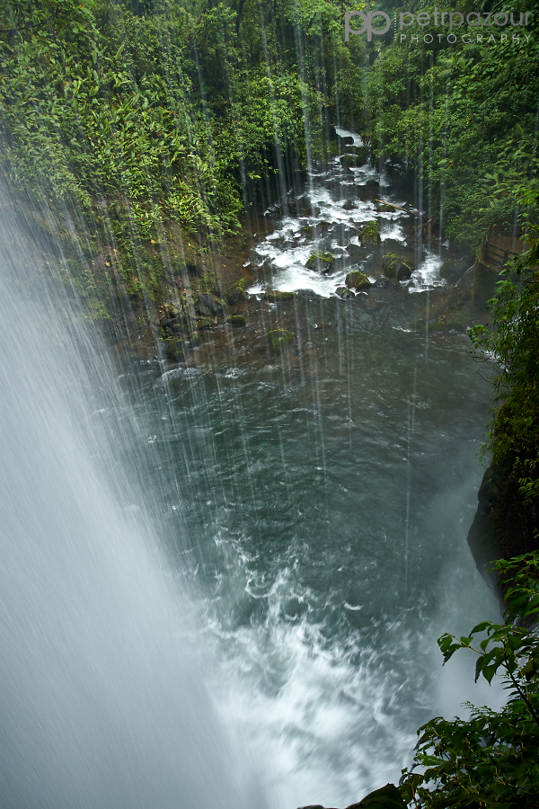 La Paz Waterfalls Gardens - Magia Blanca