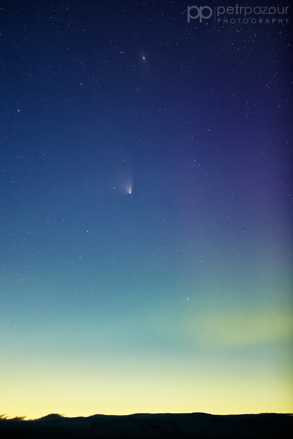 Polární záře, kometa PanStarrs