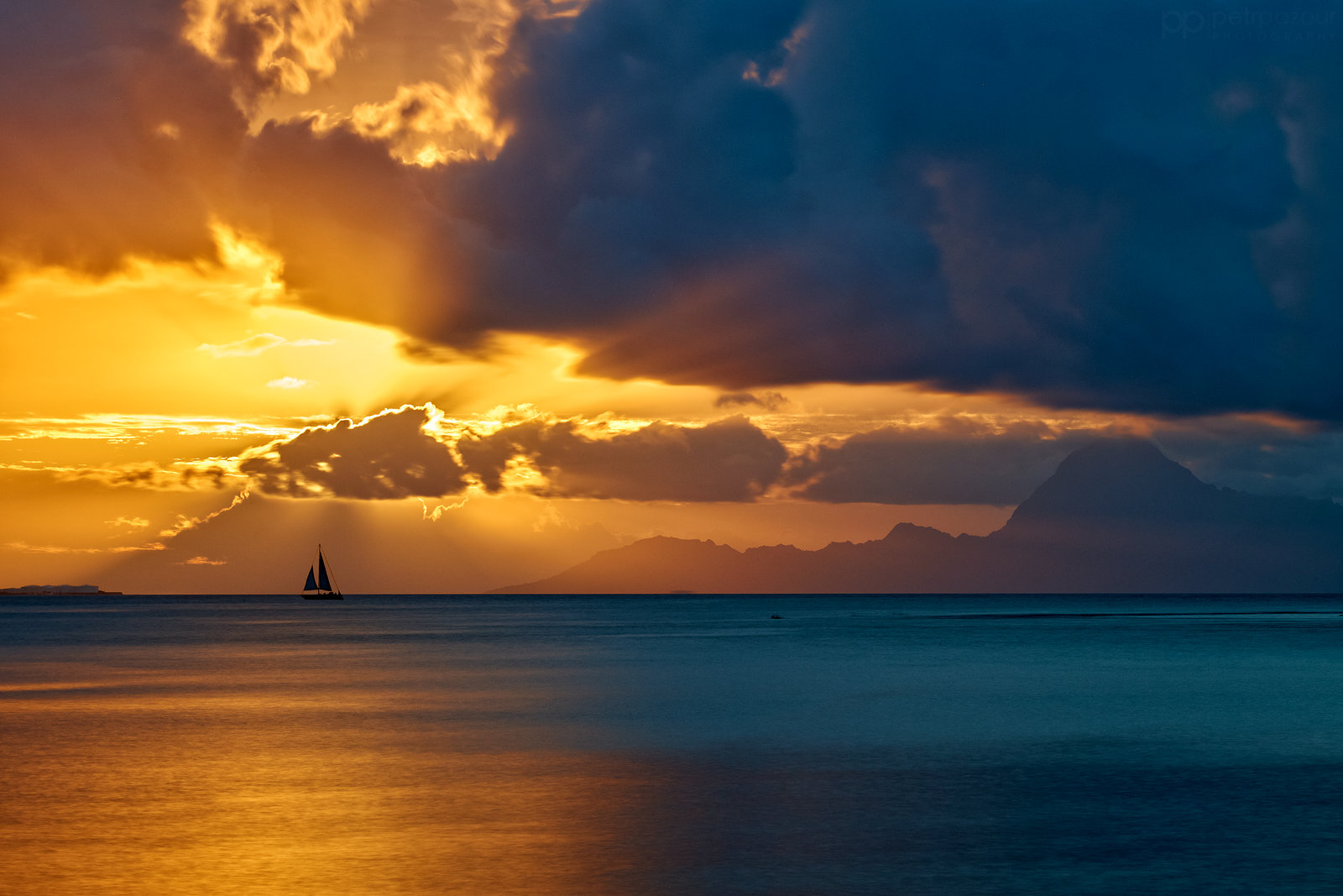Usínající Moorea