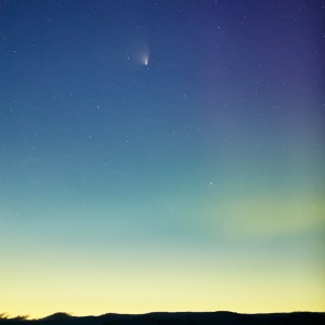 Polární záře, kometa PanStarrs