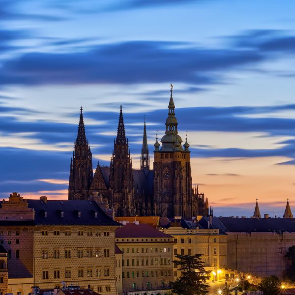 Pražský hrad za svítání